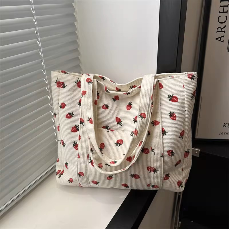 STRAWBERRY TOTE BAG